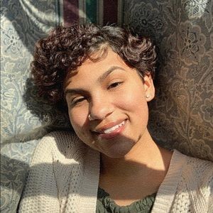 Meet your Posher, Savannah ann